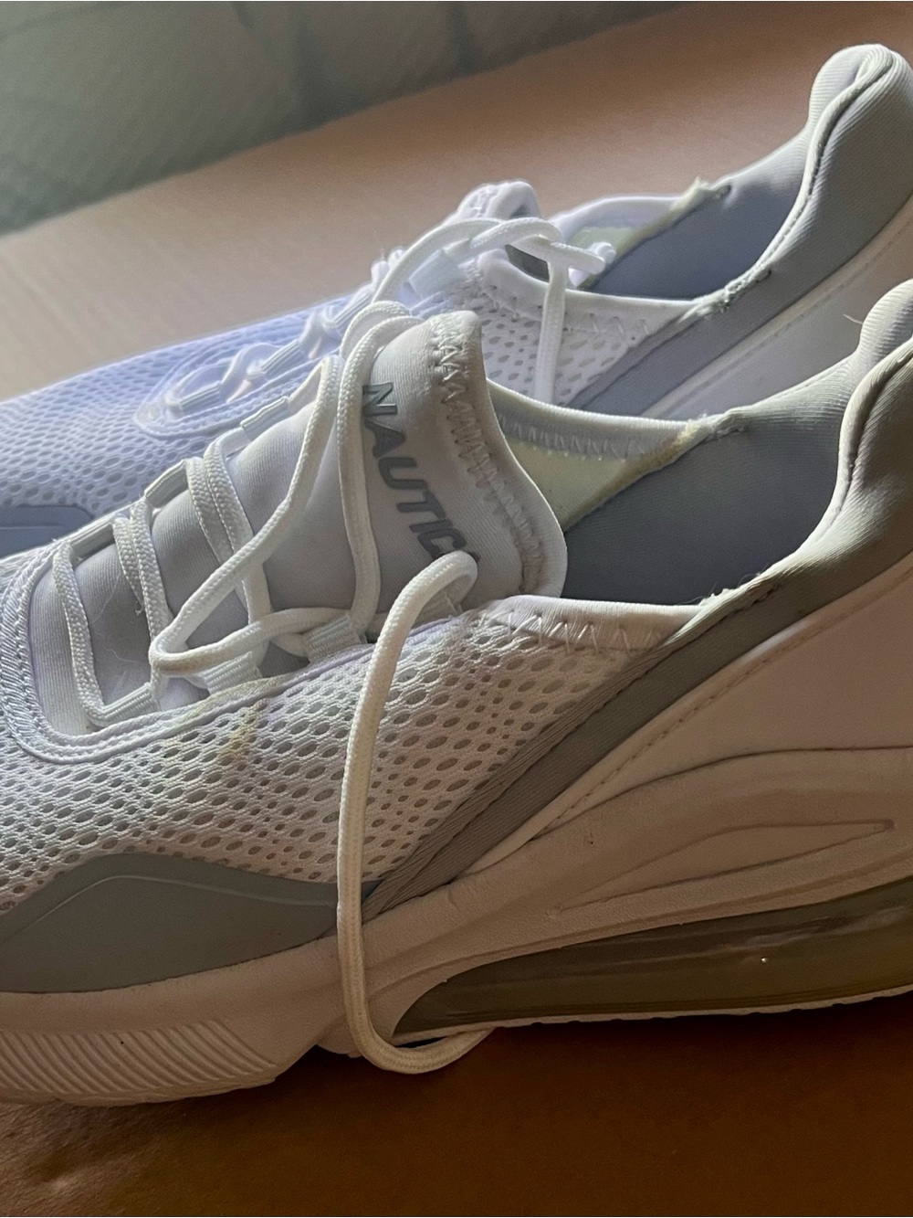 Nautica Women’s White Gray Athletic Sneakers Latigo Style Size 9